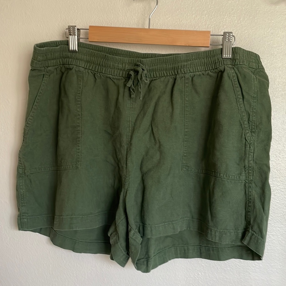 JCrew olive green linen shorts